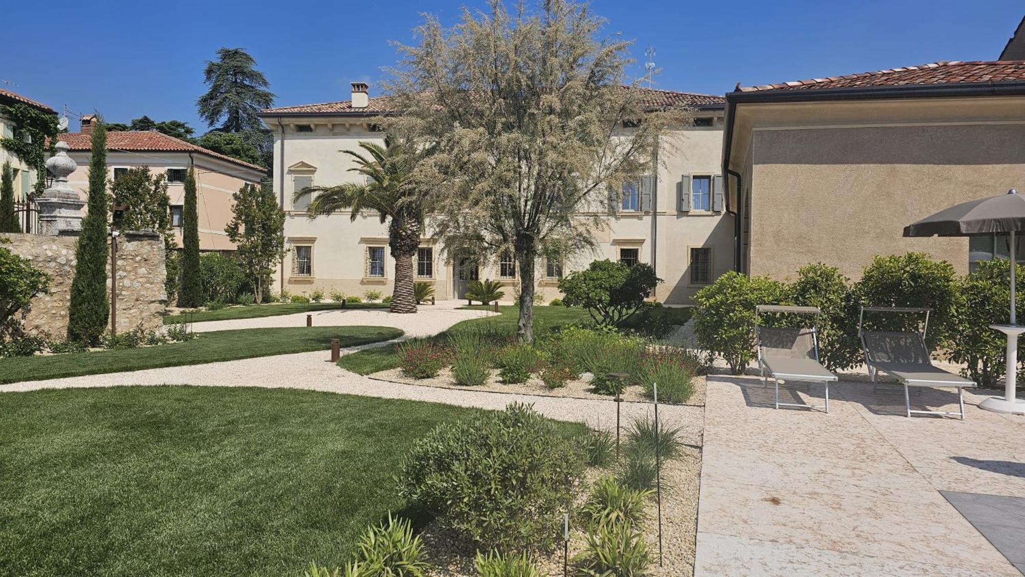 Villa Tosi - Luxury Apartments In Villa Veneta Tregnago Exterior photo